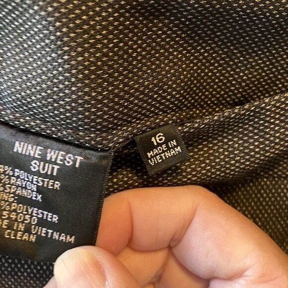 Nine West Skirt Women's Black Twill Pencil Skirt Sz 16 Zip Knee Length Business - Picture 3 of 8